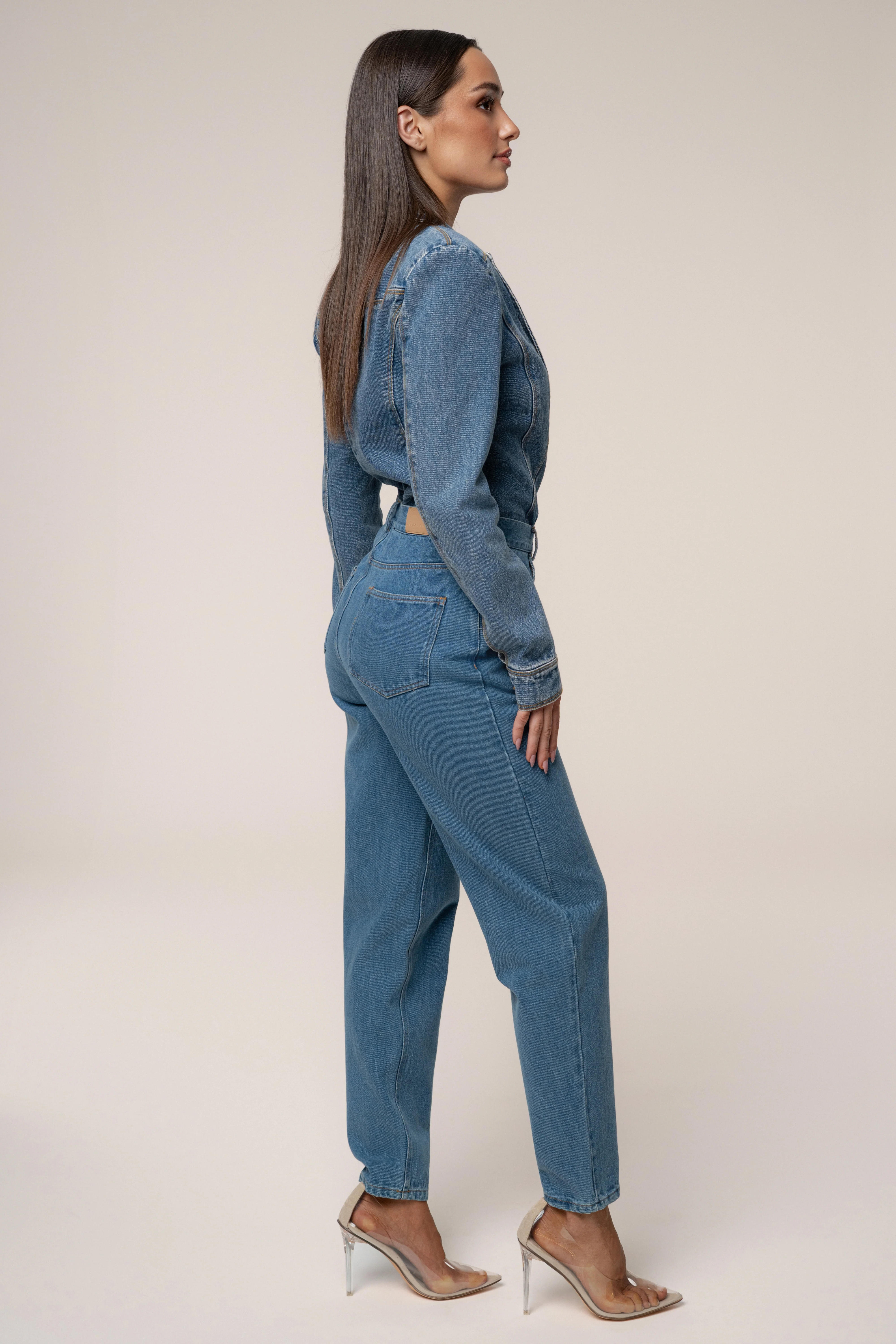 Medium Wash Roesia Jeans - Image 10