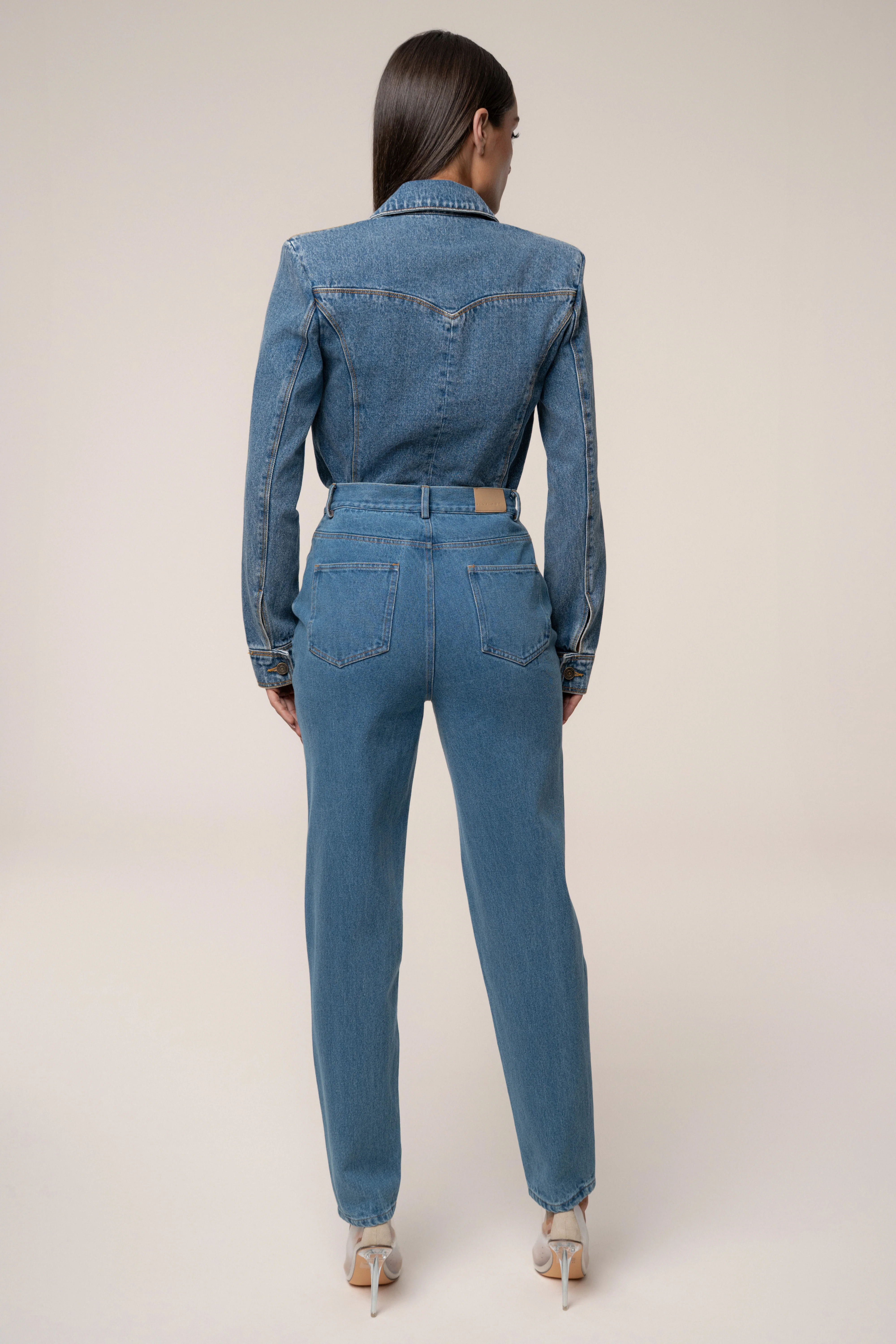 Medium Wash Roesia Jeans - Image 12